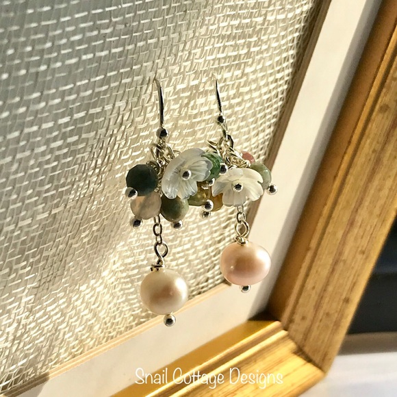 Natural urban garden style pearl earring - Picture 3 of 3